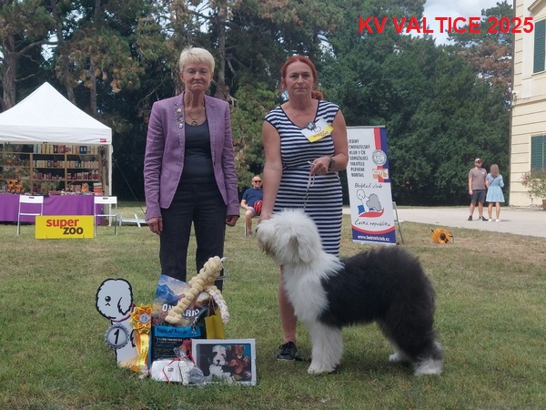 2025kv 2000E0B4F6 8A8C EFAF DEE3 12133EB5B6EF